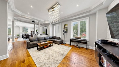 33 Ann Street • Halton Hills, ON photo 6