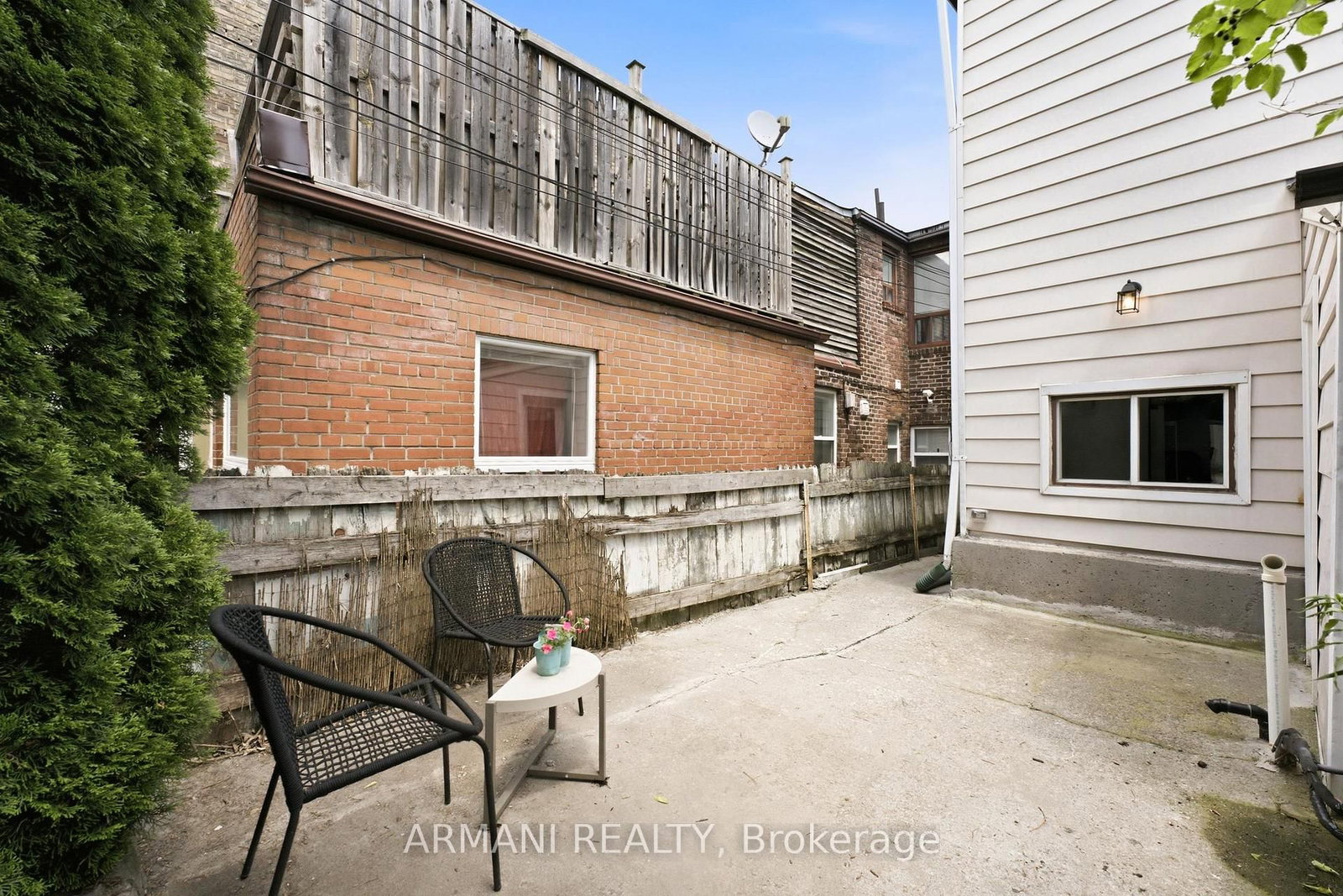 918 Ossington Avenue • Toronto, ON photo 44