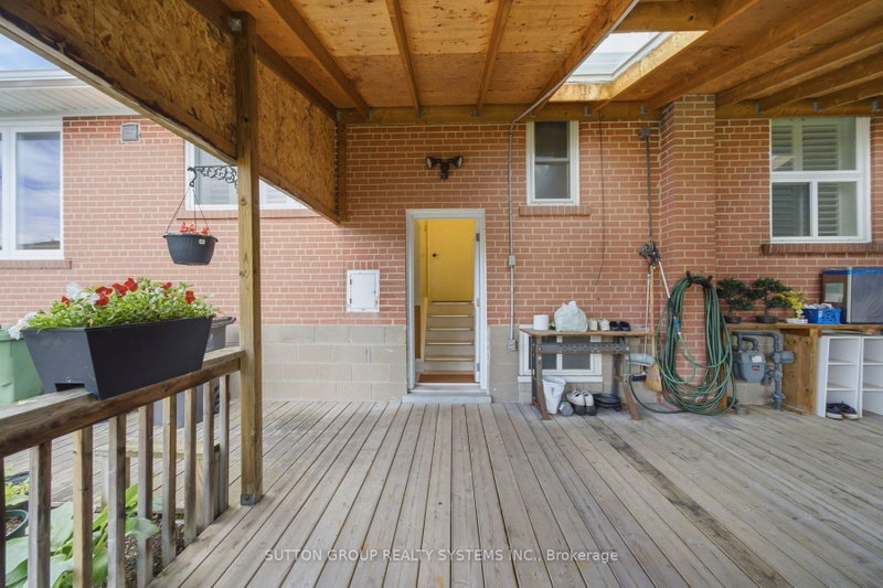 2870 Weston Road