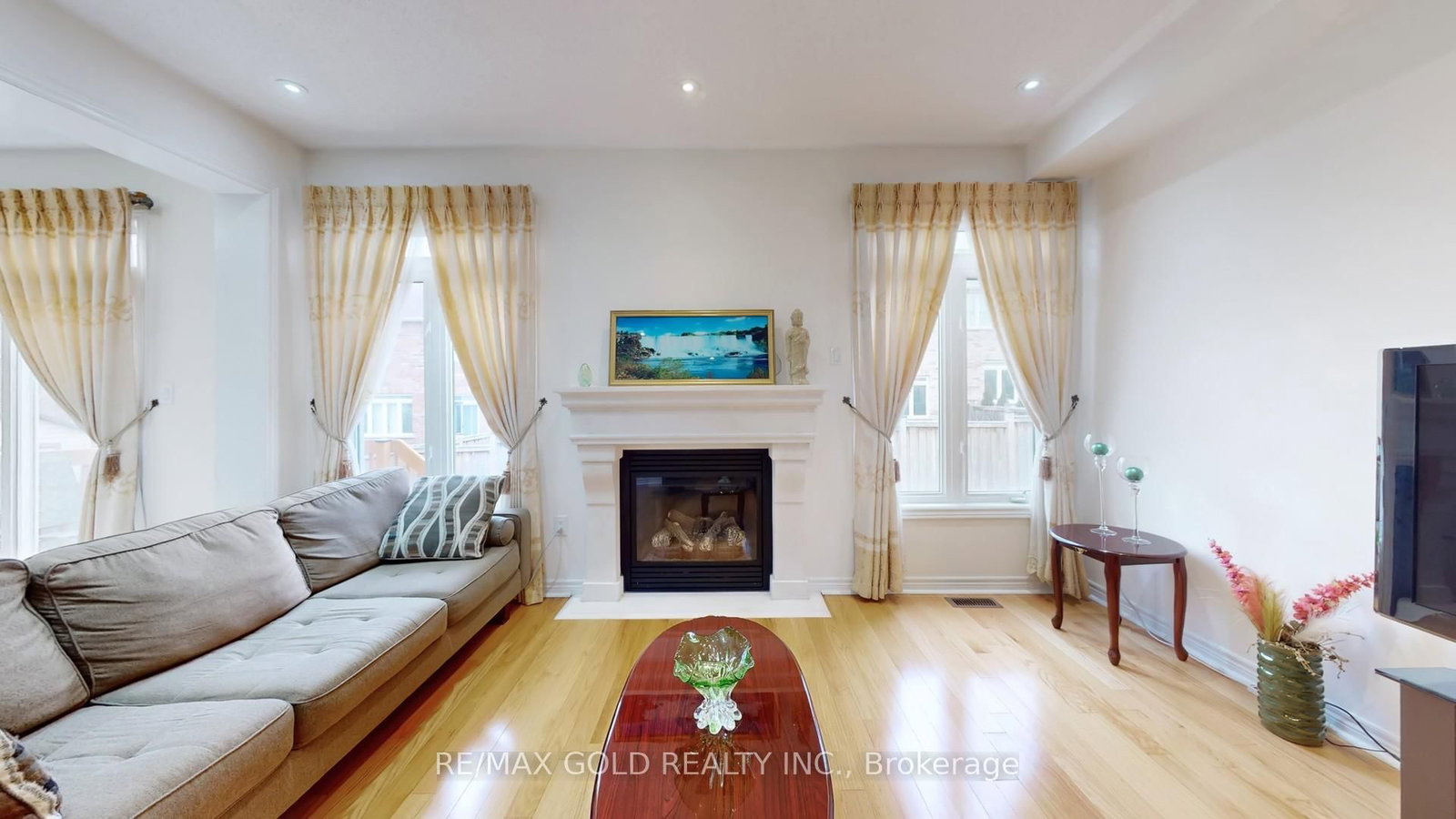 18 Kawana Road • Brampton, ON photo 10