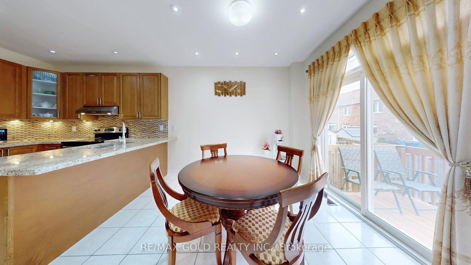 18 Kawana Road • Brampton, ON photo 15
