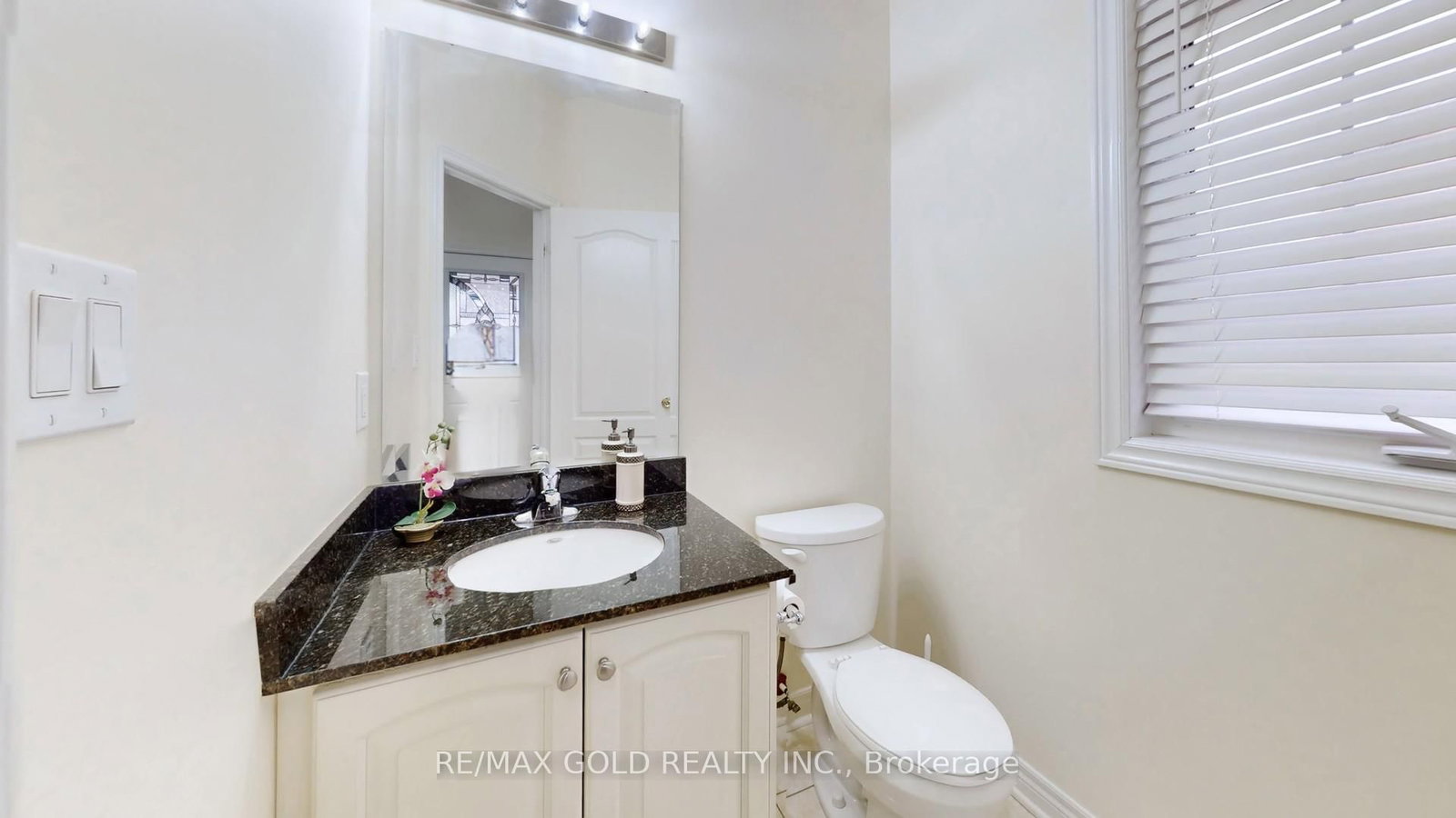 18 Kawana Road • Brampton, ON photo 21