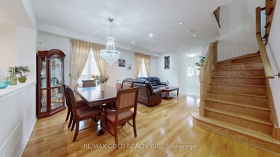 18 Kawana Road • Brampton, ON photo 9