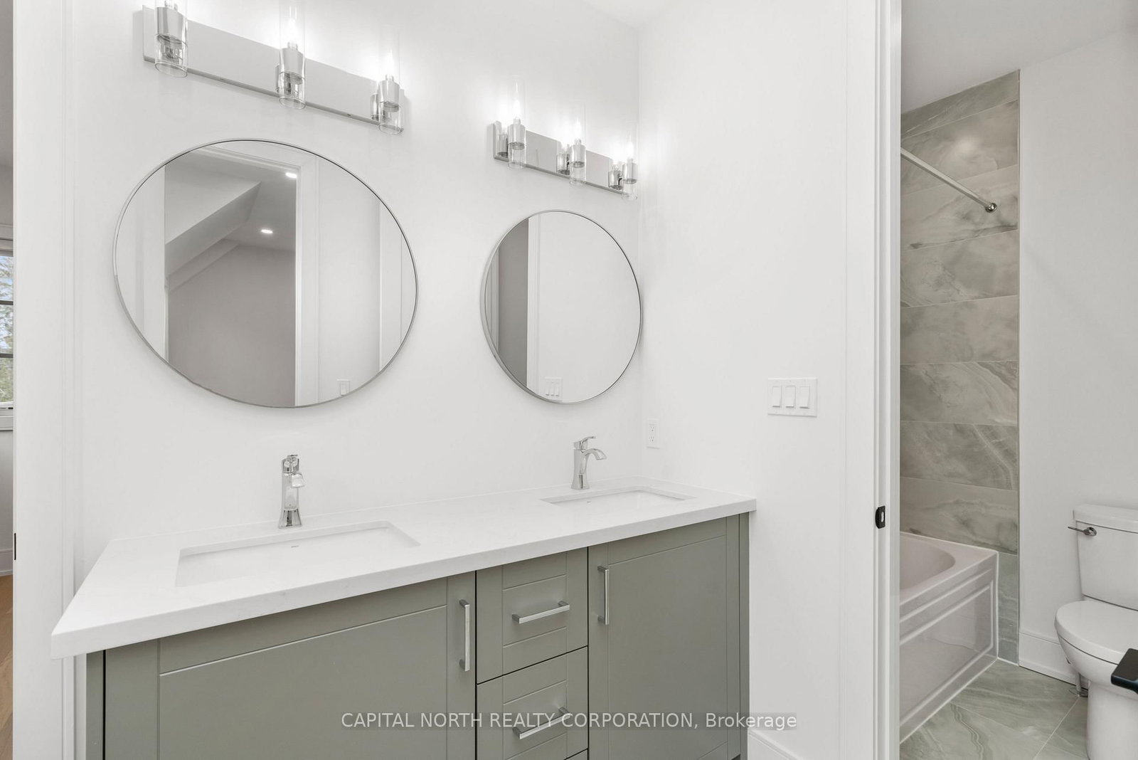 1076 Roosevelt Road • Mississauga, ON photo 26