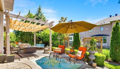 3338 Fox Run Circle • Oakville, ON photo 4
