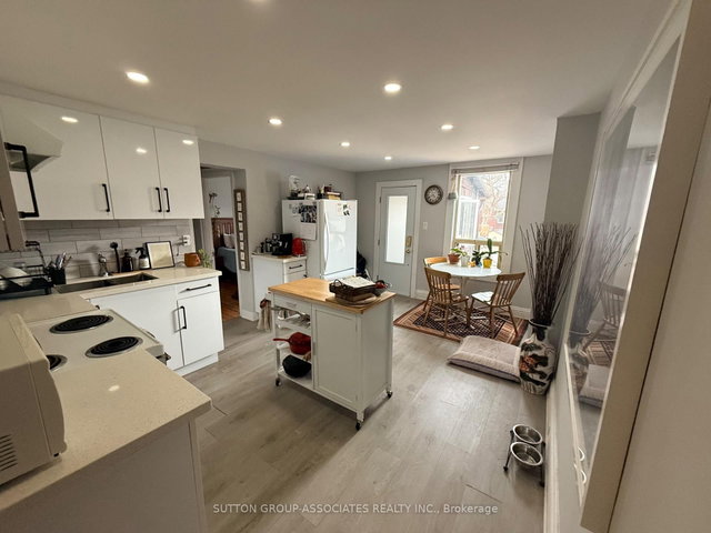 Upper - 544 Concord Avenue
