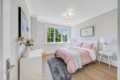 484 Avonwood Mississauga,ON L5G 1Y9 — Photo 14