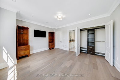 484 Avonwood Mississauga,ON L5G 1Y9 — Photo 16