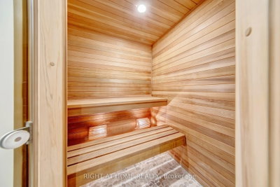 484 Avonwood Mississauga,ON L5G 1Y9 — Photo 31