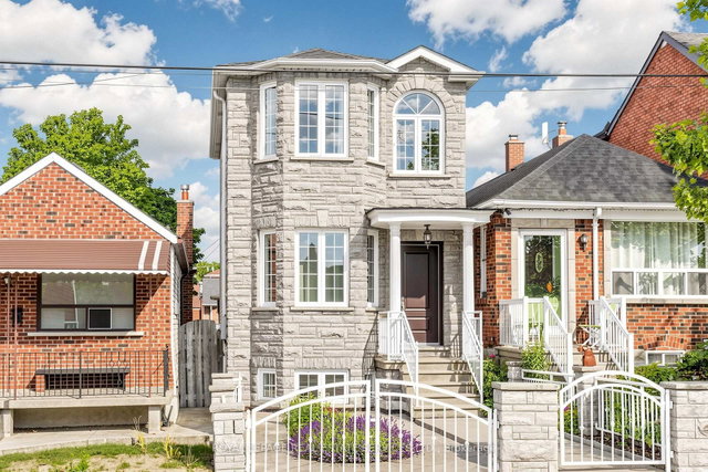 256 Earlscourt Avenue