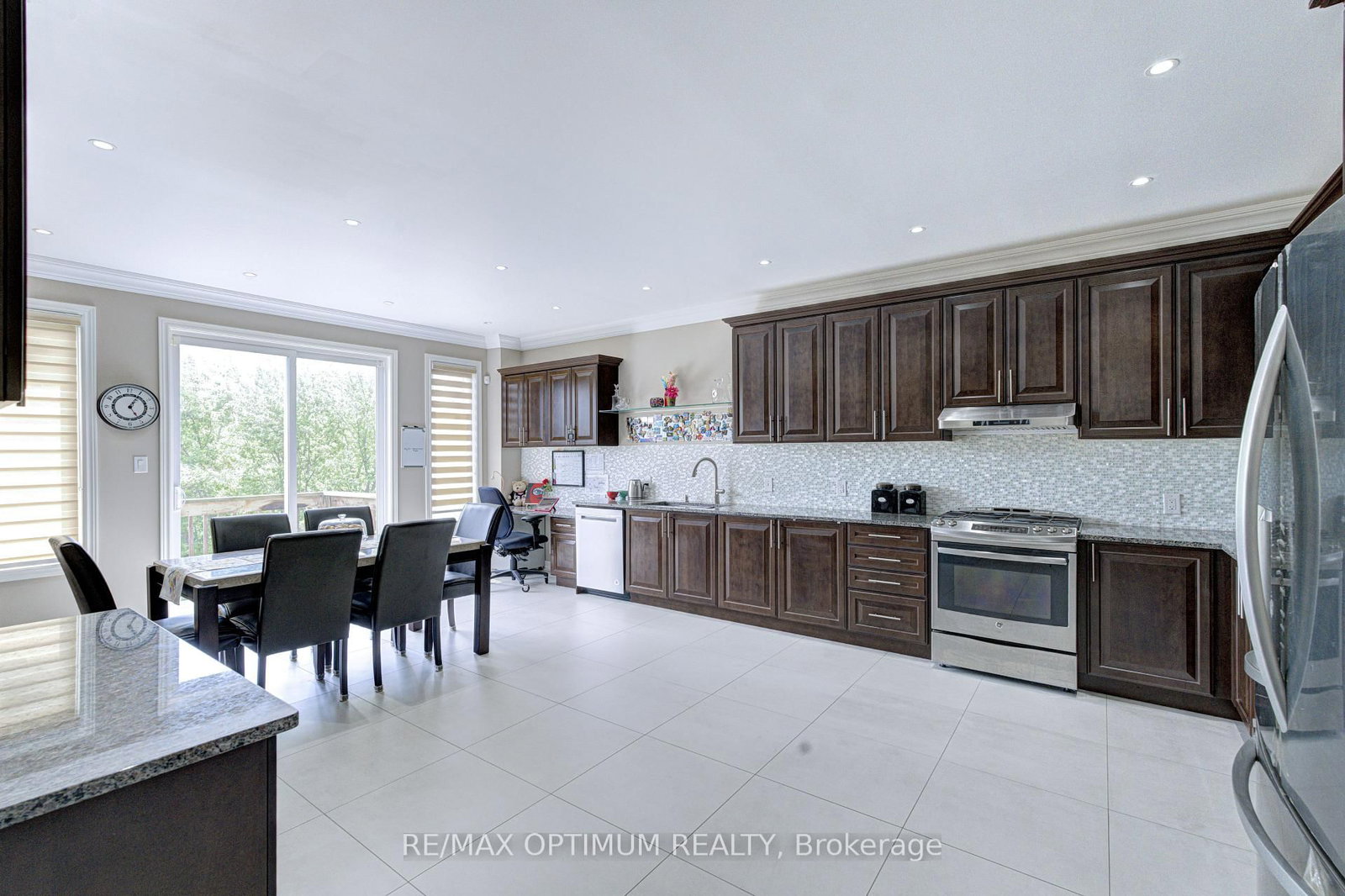 14 Waterwide Crescent • Brampton, ON photo 17