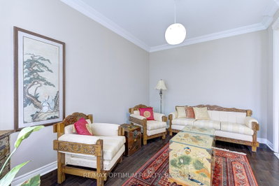 14 Waterwide Crescent • Brampton, ON photo 6