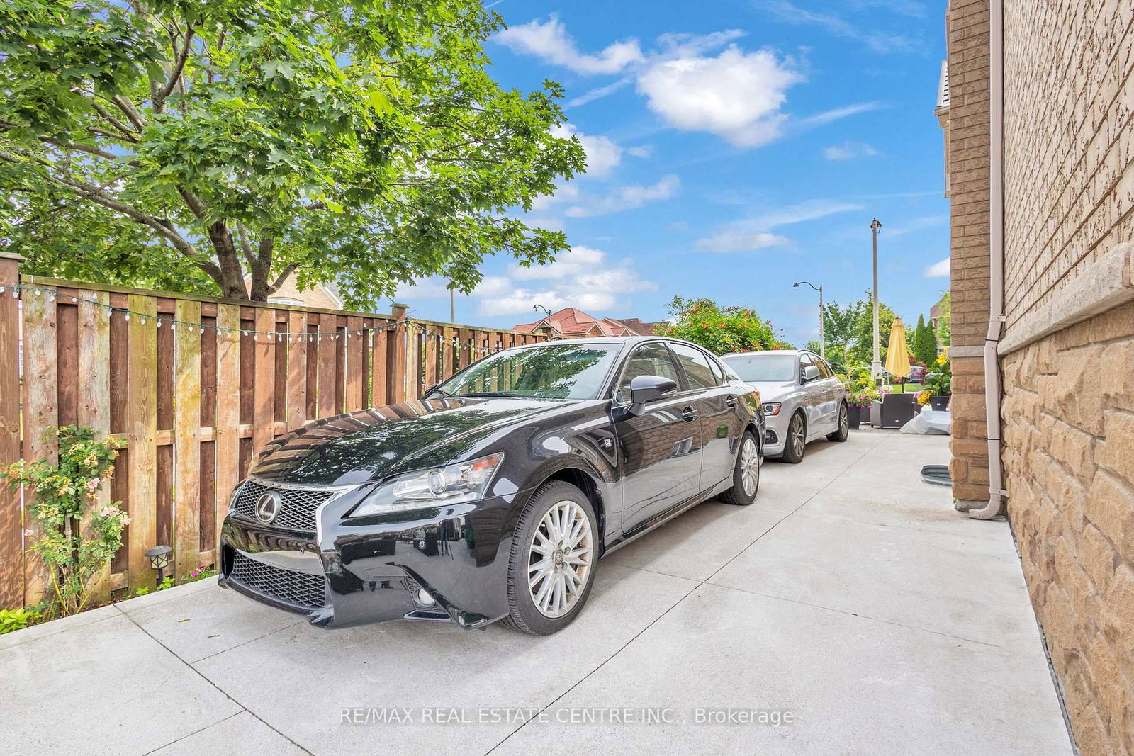 2 Janetville Street • Brampton, ON photo 43