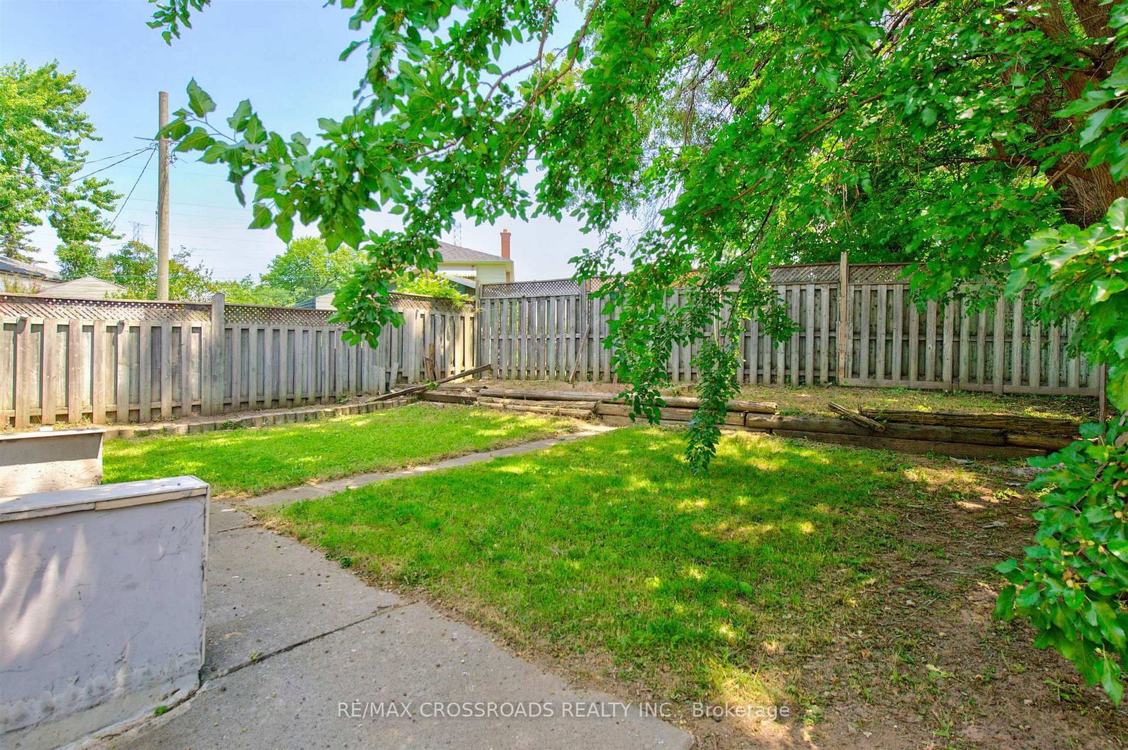 98 Willowridge Road • Toronto, ON photo 34