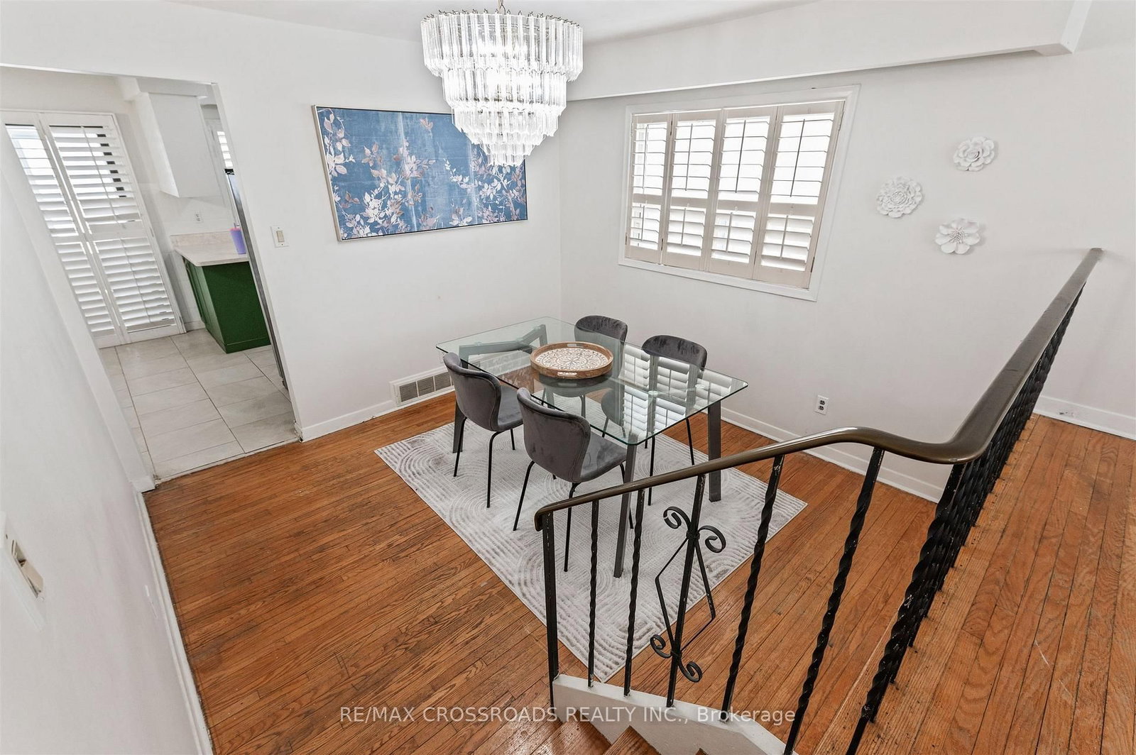 98 Willowridge Road • Toronto, ON photo 8
