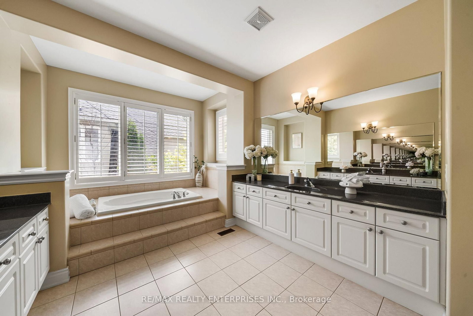 535 Canyon Street • Mississauga, ON photo 36