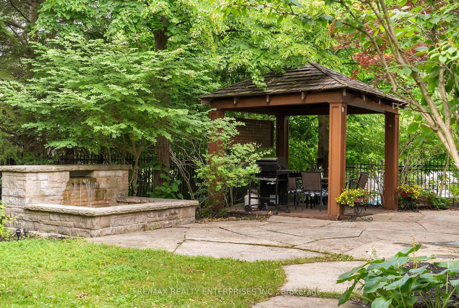 535 Canyon Street • Mississauga, ON photo 46