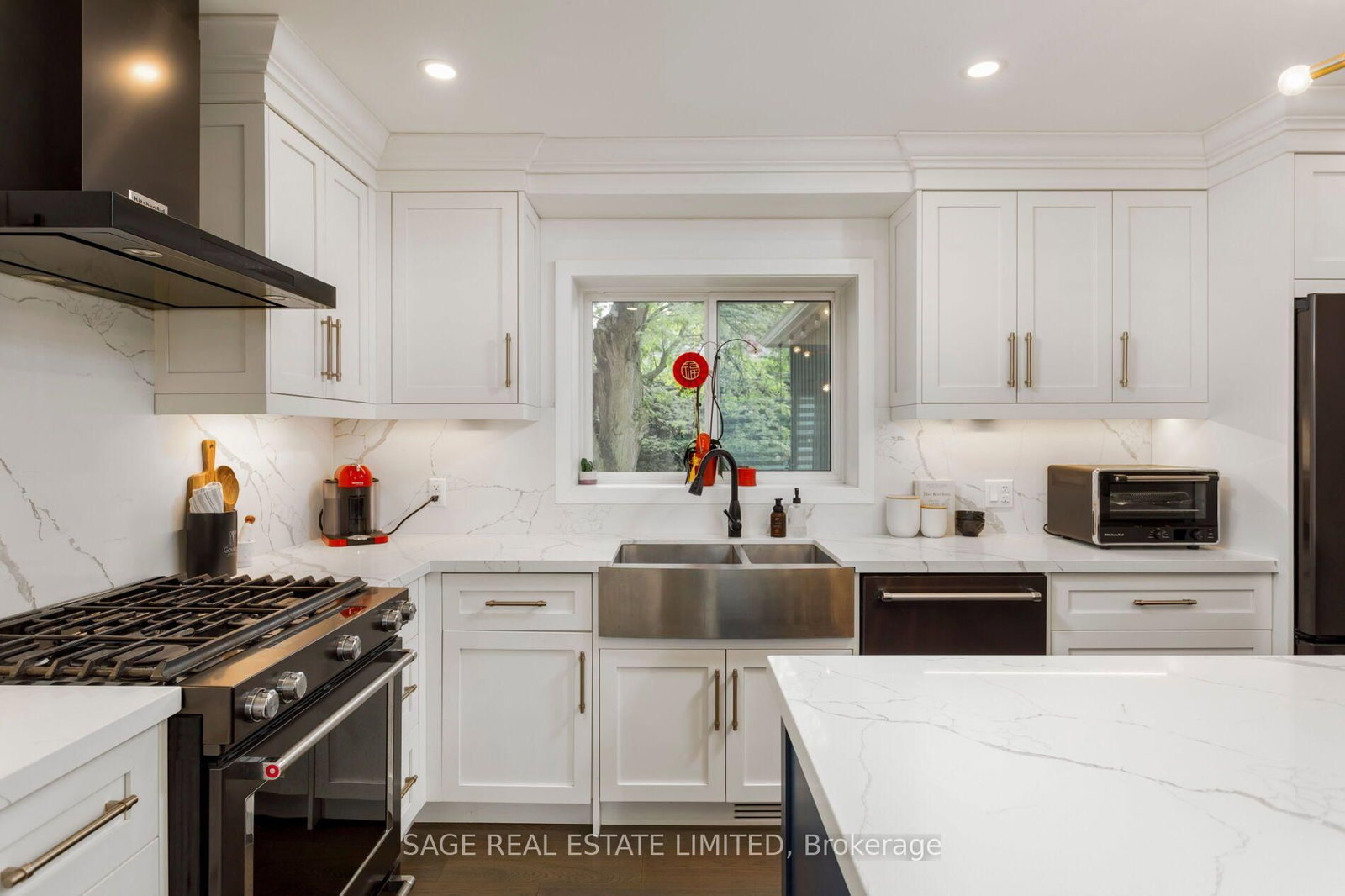 2194 Yorkshire Crescent • Burlington, ON photo 10