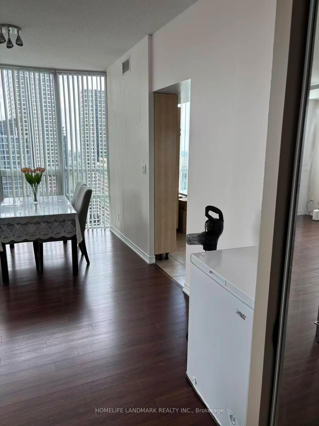 208 Enfield Place • #3103 • Mississauga, ON photo 12