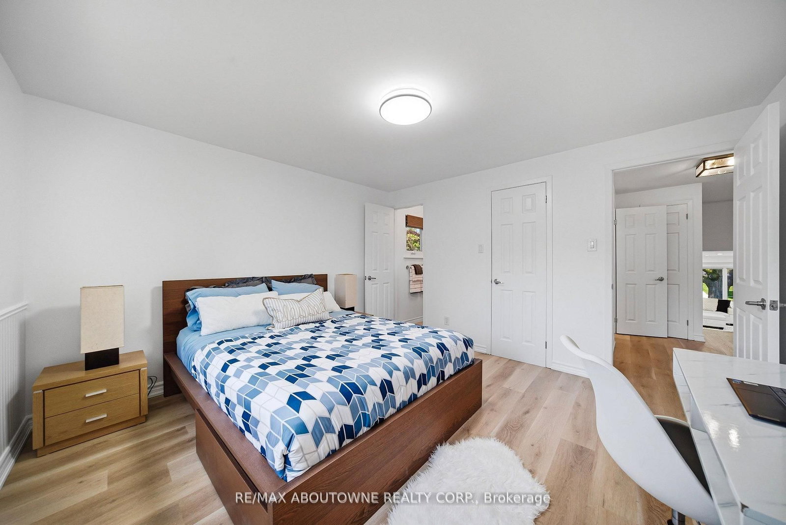 2306 Devon Road • Oakville, ON photo 20