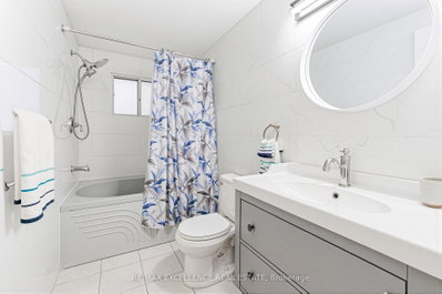 46 Bartley Bull Parkway • Brampton, ON photo 9