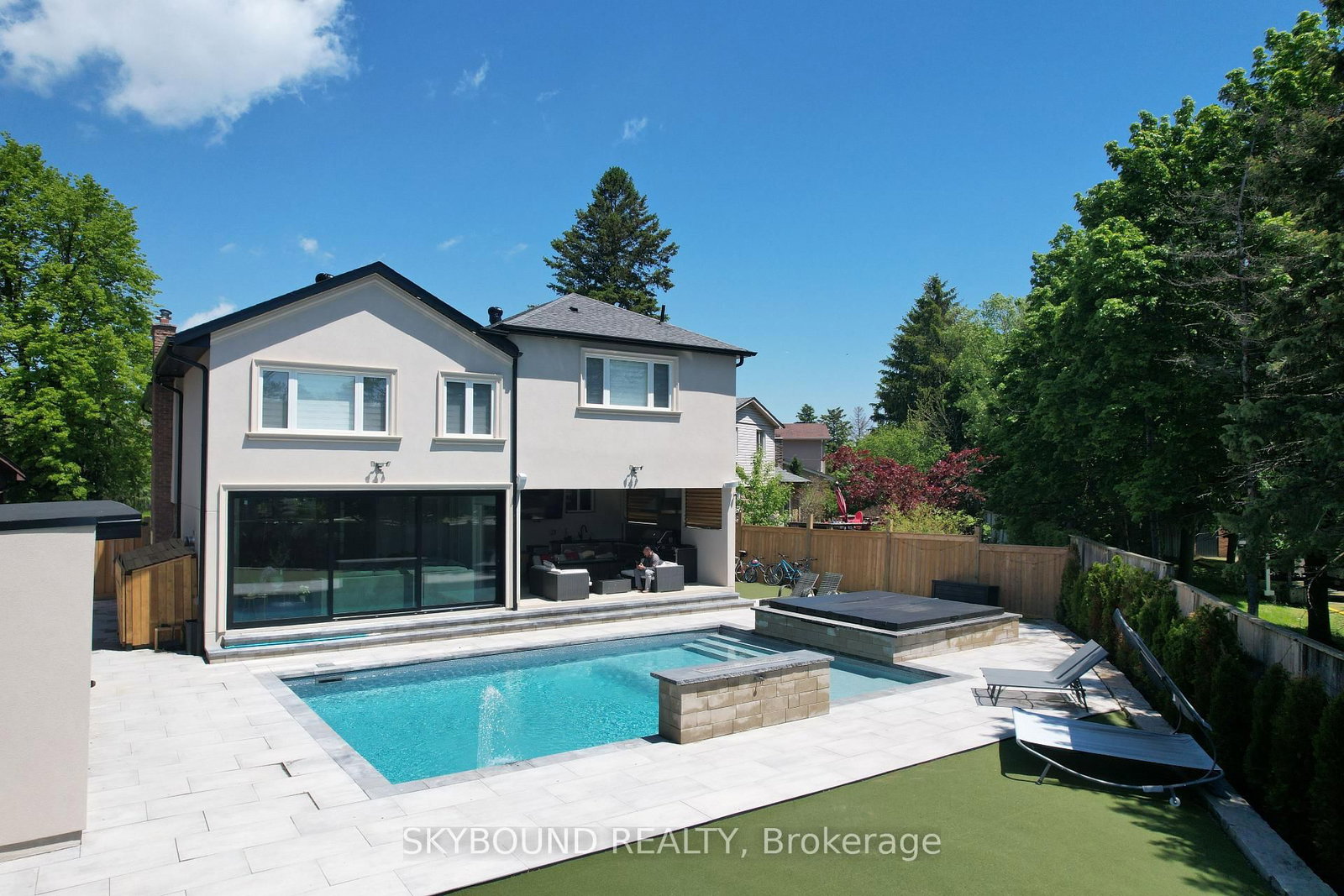 2711 Spruce Needle Court • Mississauga, ON photo 1
