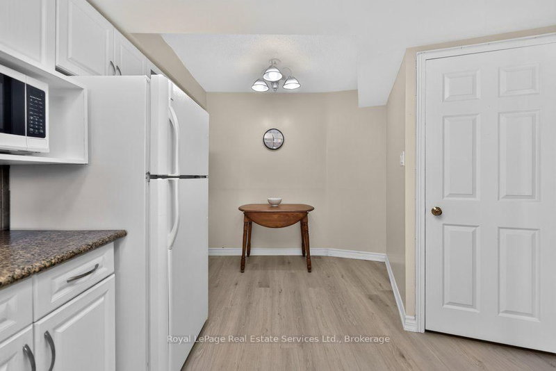 1240 Marlborough Oakville,ON L6H 3K7 — Photo 16