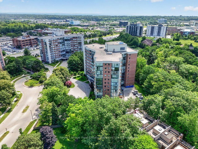 1105 - 1240 Marlborough Court