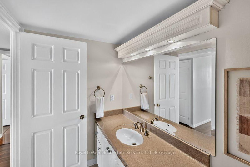 1240 Marlborough Oakville,ON L6H 3K7 — Photo 30