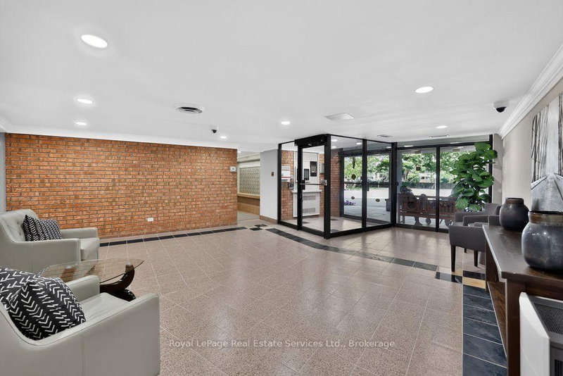 1240 Marlborough Oakville,ON L6H 3K7 — Photo 32
