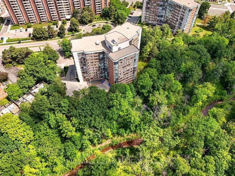 1240 Marlborough Oakville,ON L6H 3K7 — Photo 47