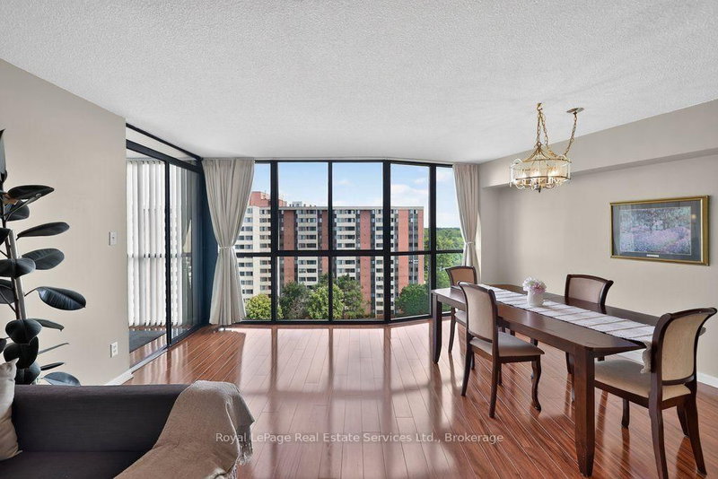 1240 Marlborough Oakville,ON L6H 3K7 — Photo 6