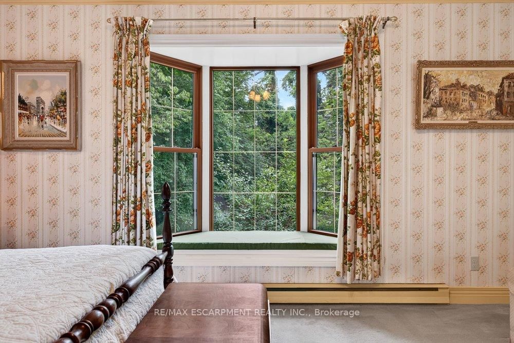 230 Morrison Road • Oakville, ON photo 15