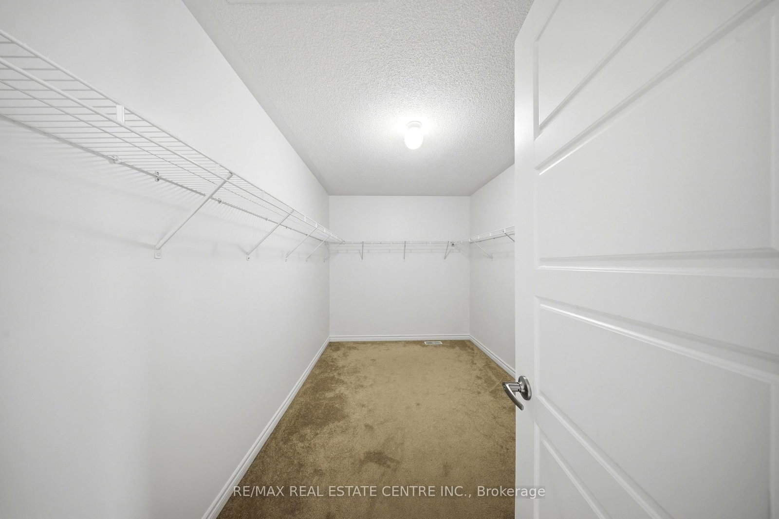 369 Cedar Hedge Milton,ON L9T 8Y4 — Photo 32
