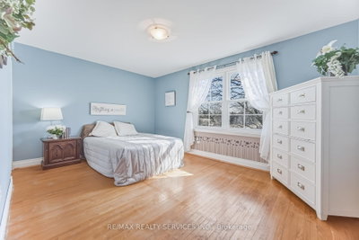 15 Braemar Brampton,ON L6T 2L5 — Photo 10