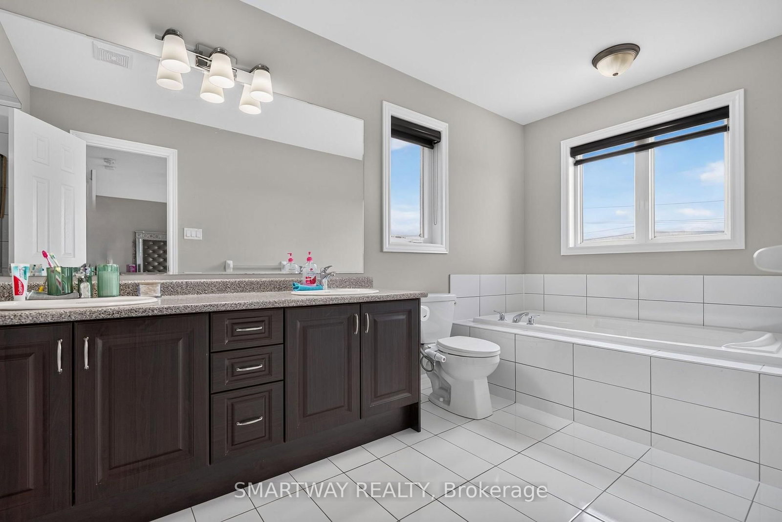 26 Fanning Trail • Brampton, ON photo 22