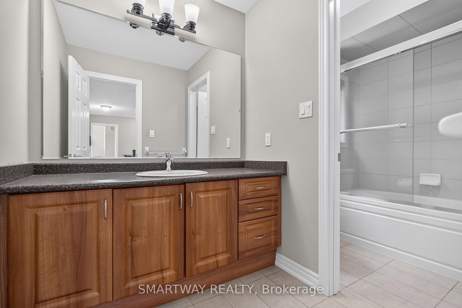 26 Fanning Trail • Brampton, ON photo 31