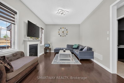 26 Fanning Trail • Brampton, ON photo 9