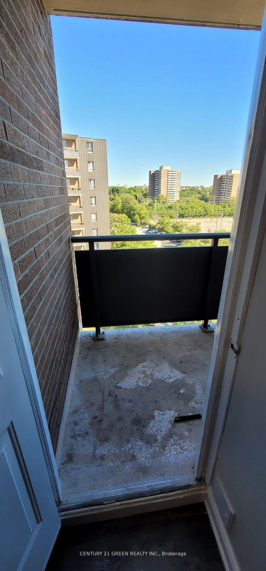 3065 Queen Frederica Drive • #902 • Mississauga, ON photo 15