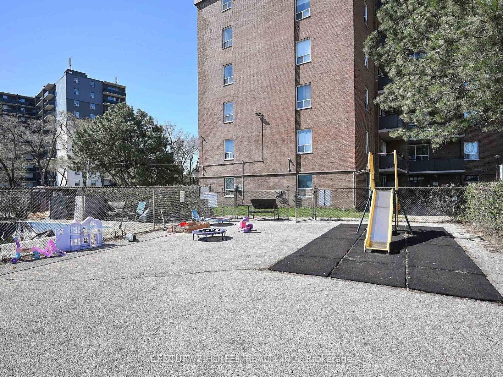 3065 Queen Frederica Drive • #902 • Mississauga, ON photo 26