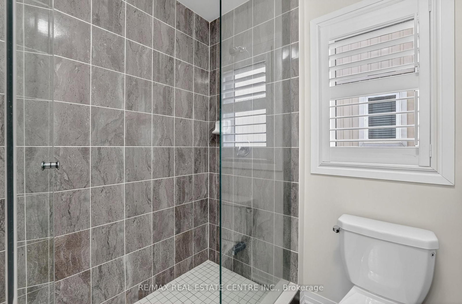 27 Drew Brown Boulevard • Orangeville, ON photo 35