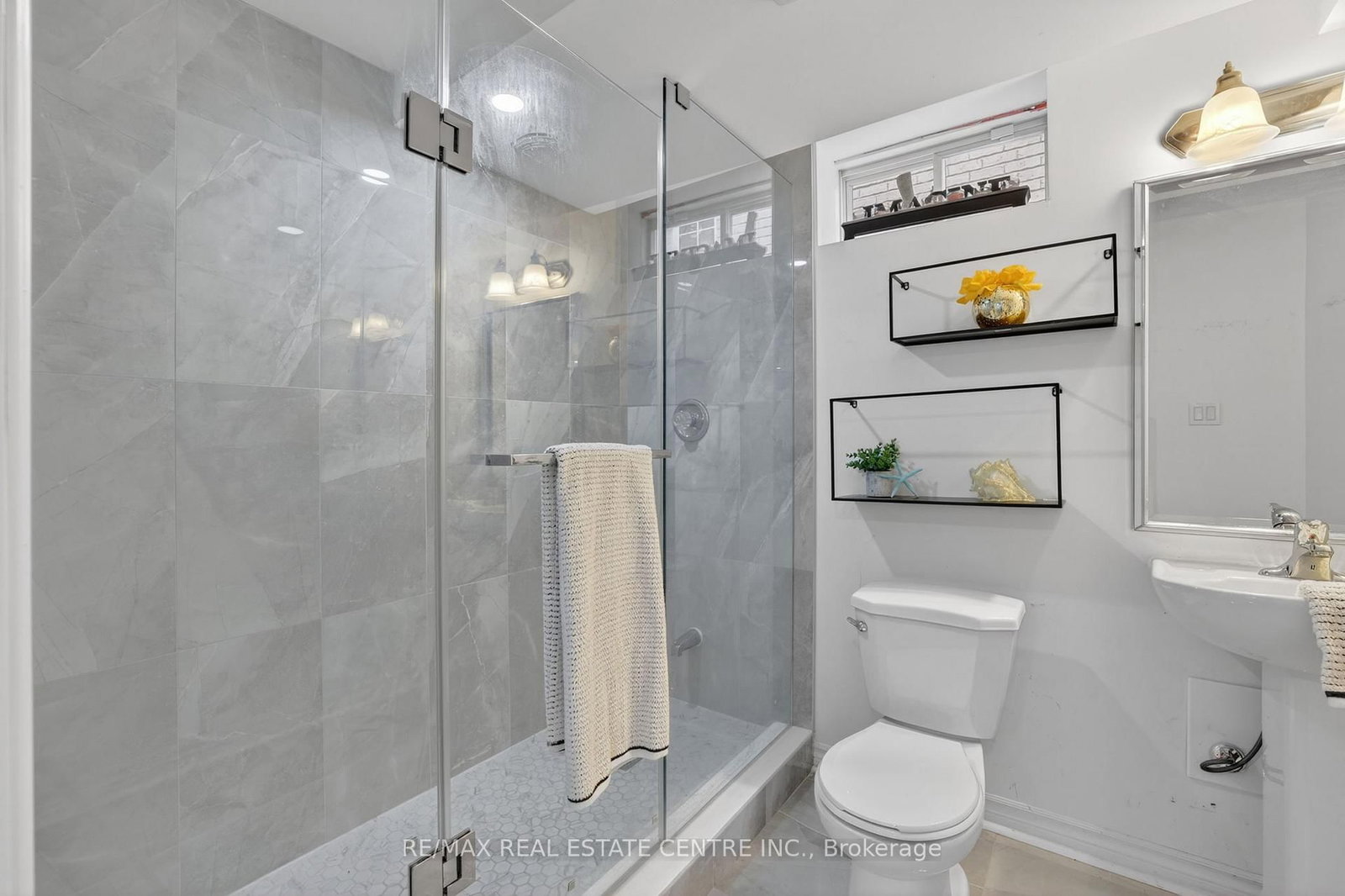 27 Drew Brown Boulevard • Orangeville, ON photo 45