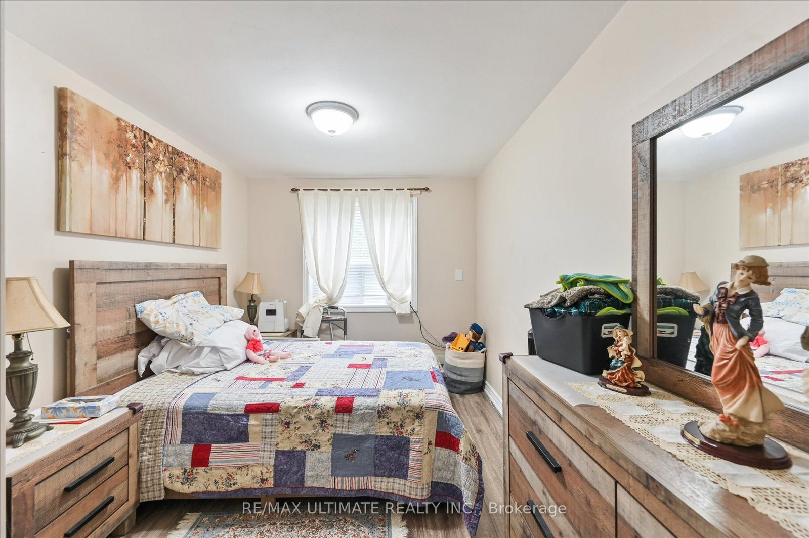 76 Hilldale Road • Toronto, ON photo 15
