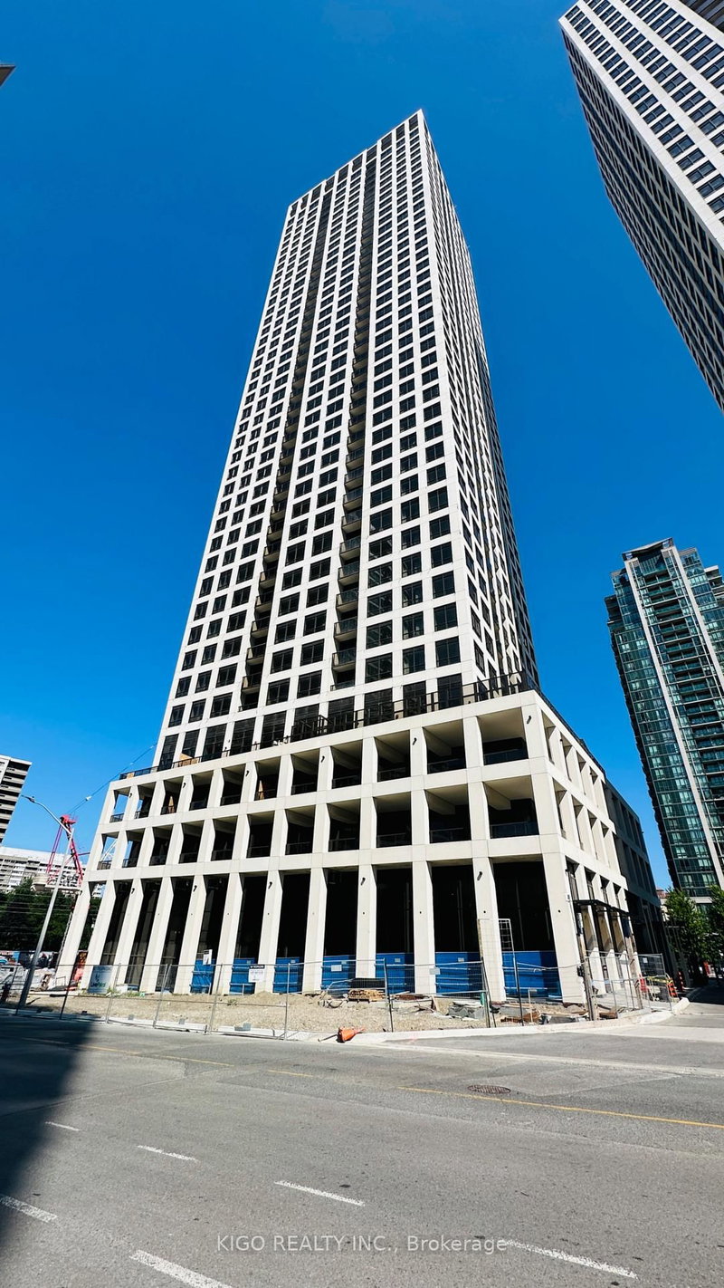 home for lease on 210-30 Elm Drive W
