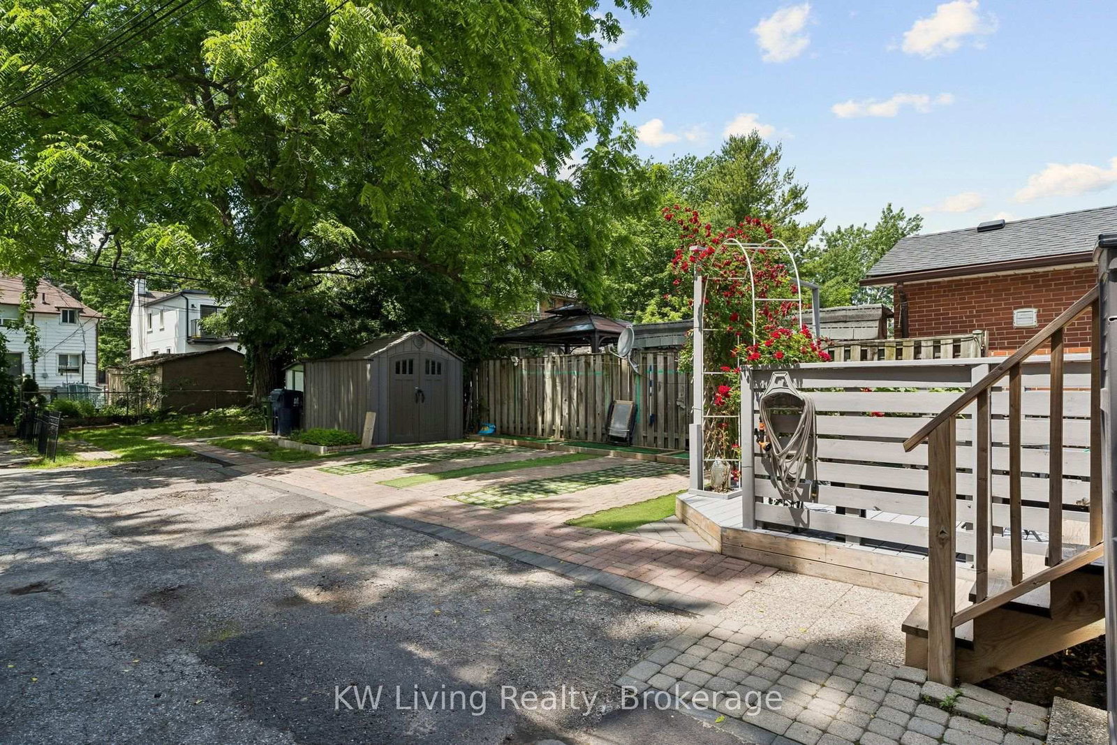 116 Seventh Street • Toronto, ON photo 30