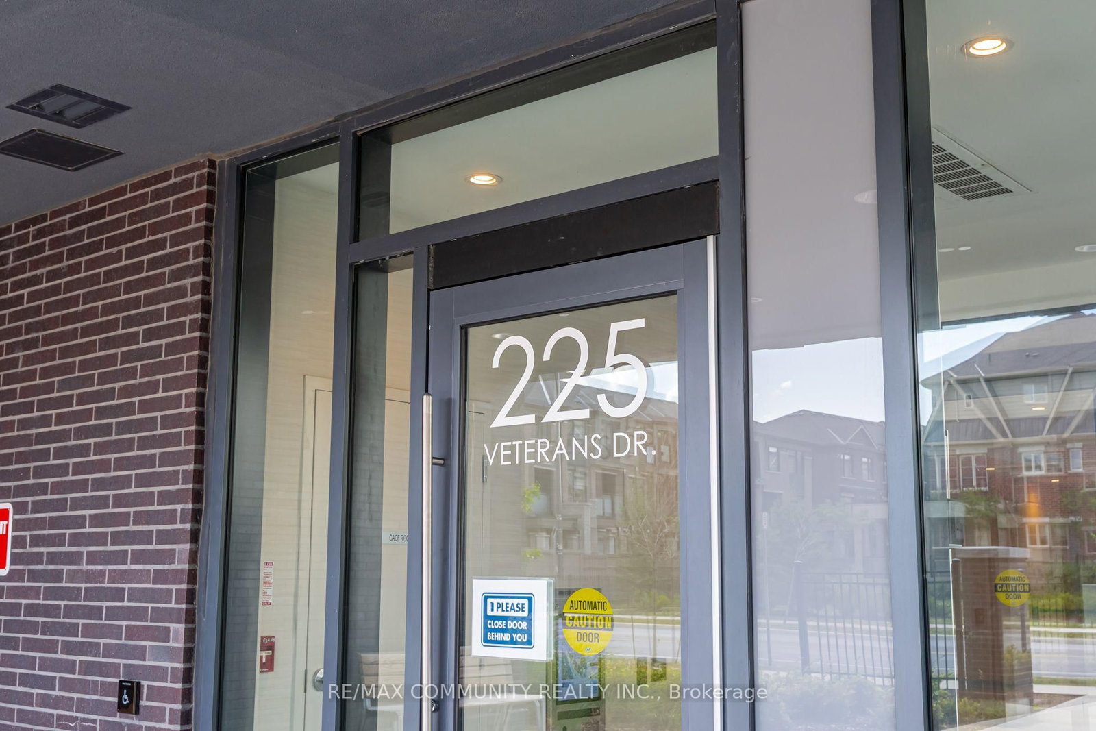 225 Veterans Drive • #1206 • Brampton, ON photo 6