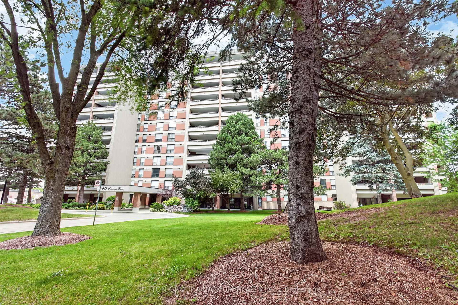 965 Inverhouse Drive • #504 • Mississauga, ON photo 1