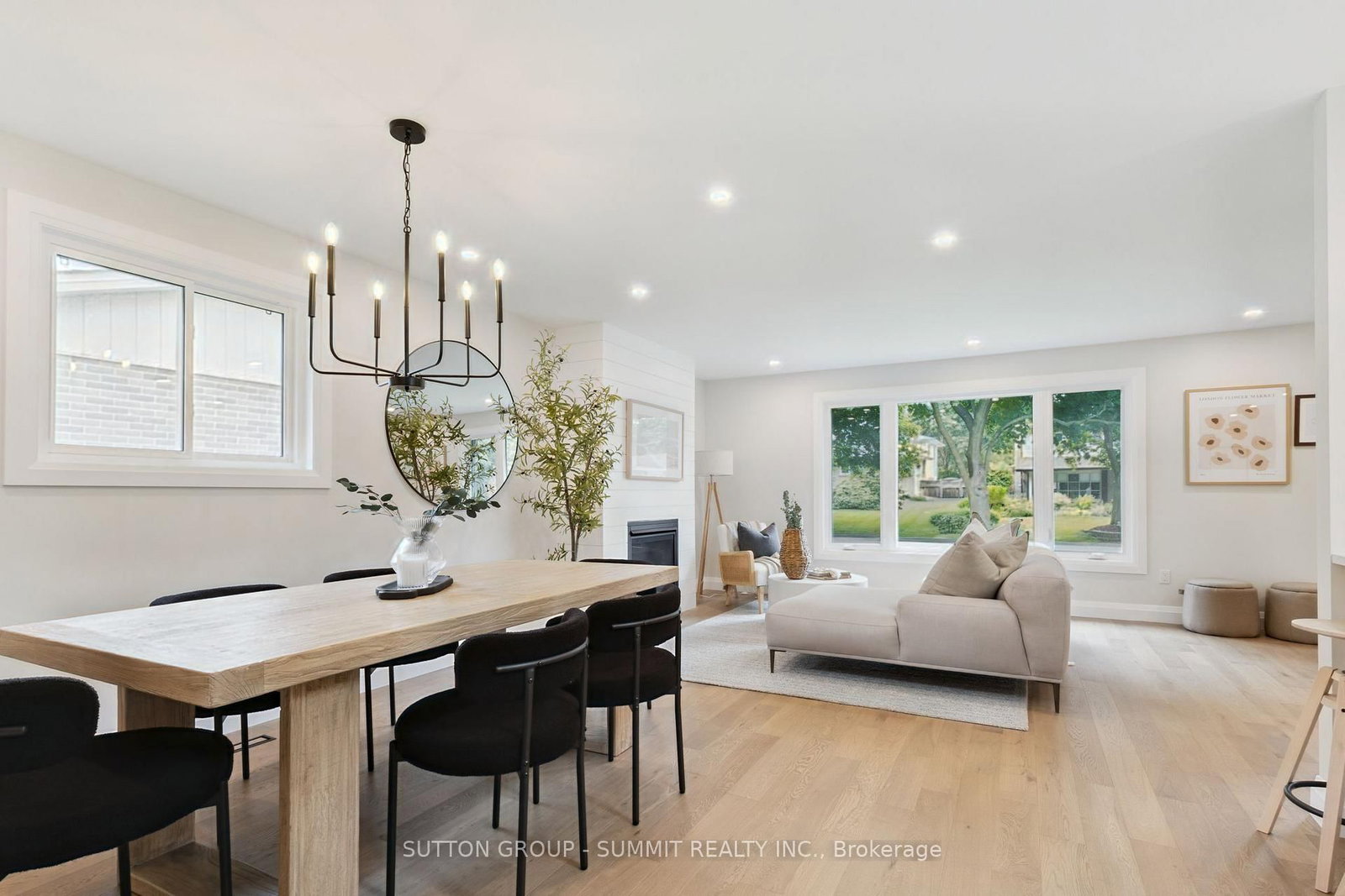 1414 Dewbourne Crescent • Burlington, ON photo 10