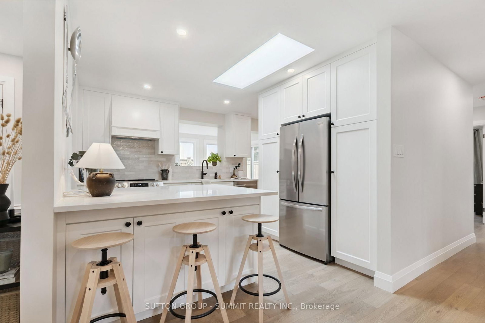 1414 Dewbourne Crescent • Burlington, ON photo 11