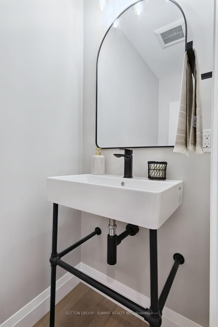 1414 Dewbourne Crescent • Burlington, ON photo 19